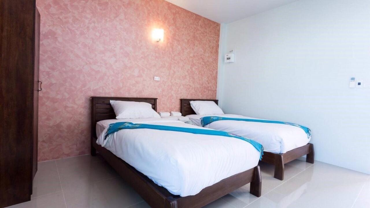 Benya Hotel Нан Екстериор снимка