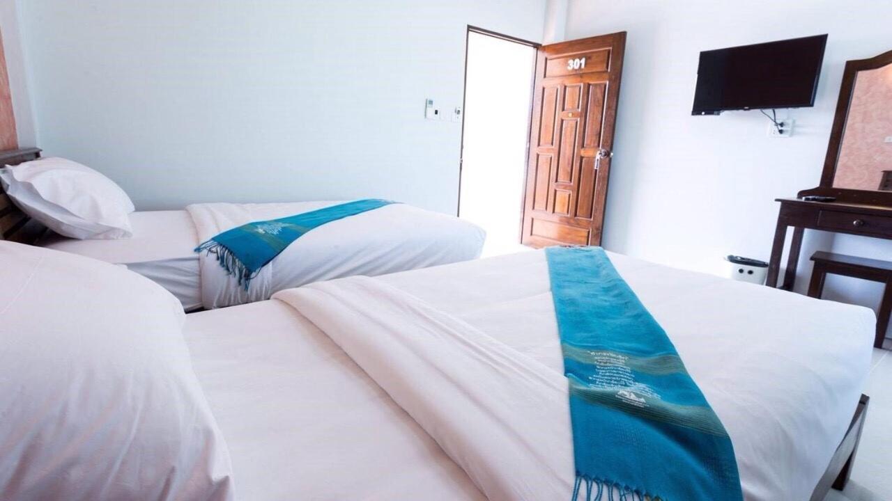 Benya Hotel Нан Екстериор снимка