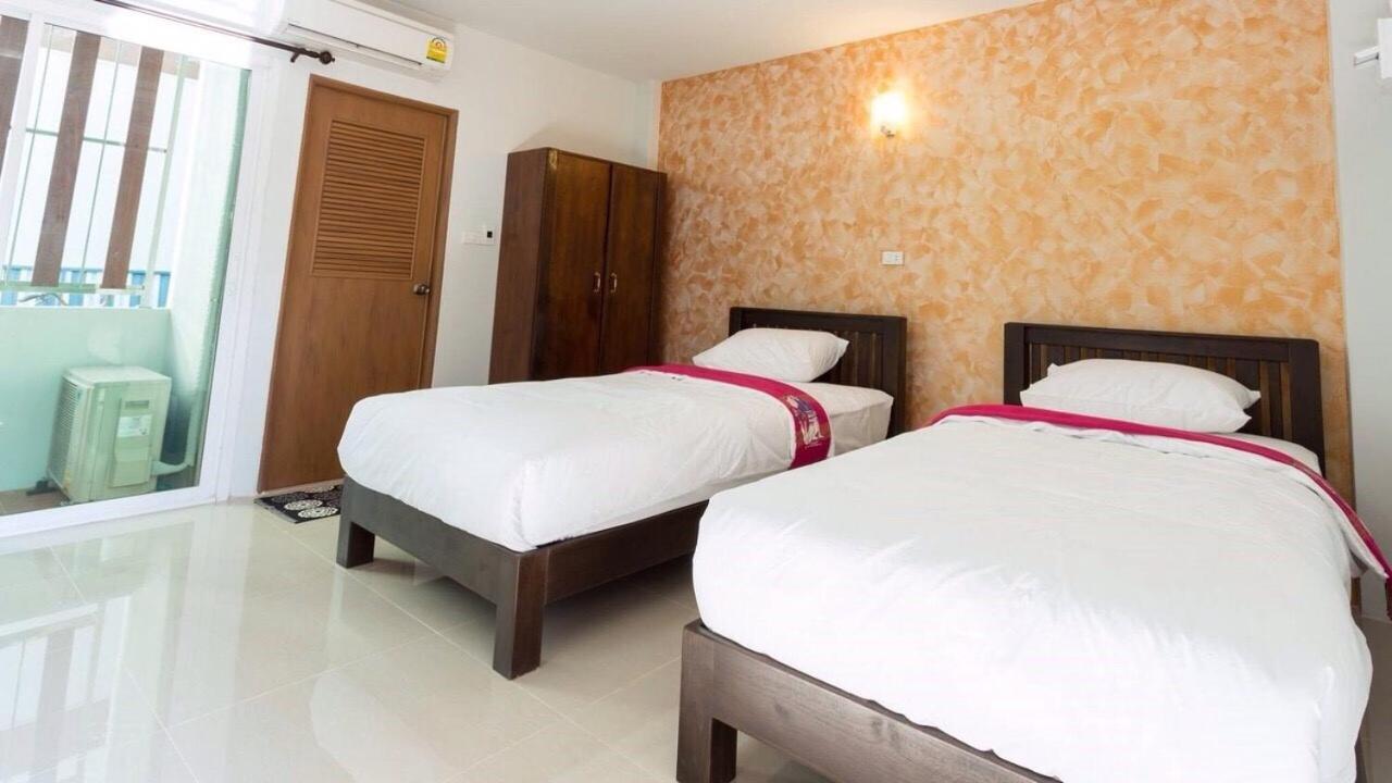 Benya Hotel Нан Екстериор снимка